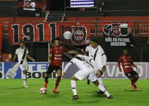 Ponte busca empate no Sul. Veja as notas!