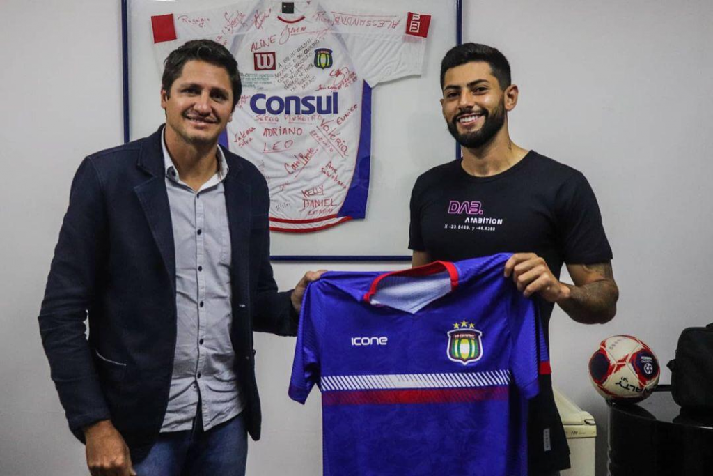 São Caetano fecha a contratação de volante ex-Atlético-MG para a Copa Paulista