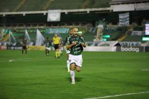 Guarani 1 x 0 Ponte Preta - Bugre afunda rival, segue na frente e entra no G-4