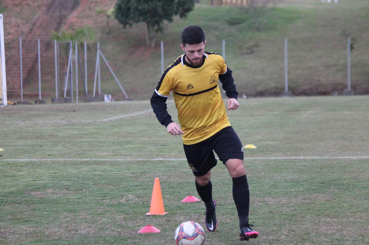 Série C: Criciúma encerra preparação para jogo contra o Oeste