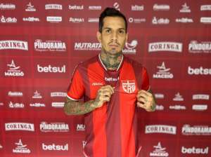 Série B: Zagueiro é regularizado no BID e esta à disposição no CRB