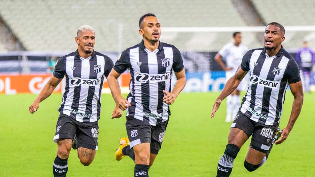 Ceará 2 x 1 Atlético-MG – Ex-Ceará entrega duas vezes e Galo perde do Vozão!