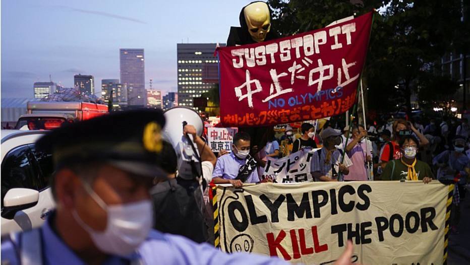 Bach encara protestos em Hiroshima e diz que risco de surto na Olimpíada é zero