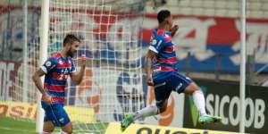 Fortaleza 4 x 0 América-MG - Leão ruge alto e segue forte na briga pelo G4