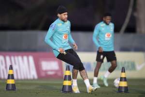 Copa América: Sem Alex Sandro, Tite começa a esboçar escalação da seleção e faz mistério