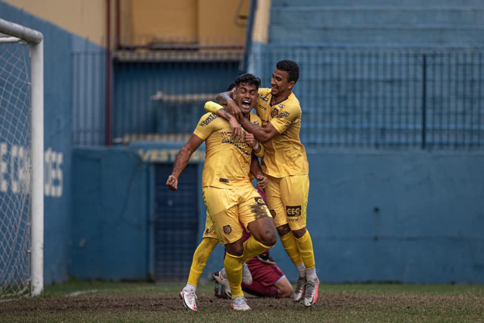 Madureira-RJ 1 x 0 Santo André-SP – Tricolor Suburbano vence e se isola na liderança