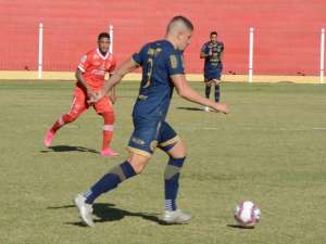 Aparecidense-GO 1 x 0 Brasiliense-DF - Goianos vencem e assumem a liderança
