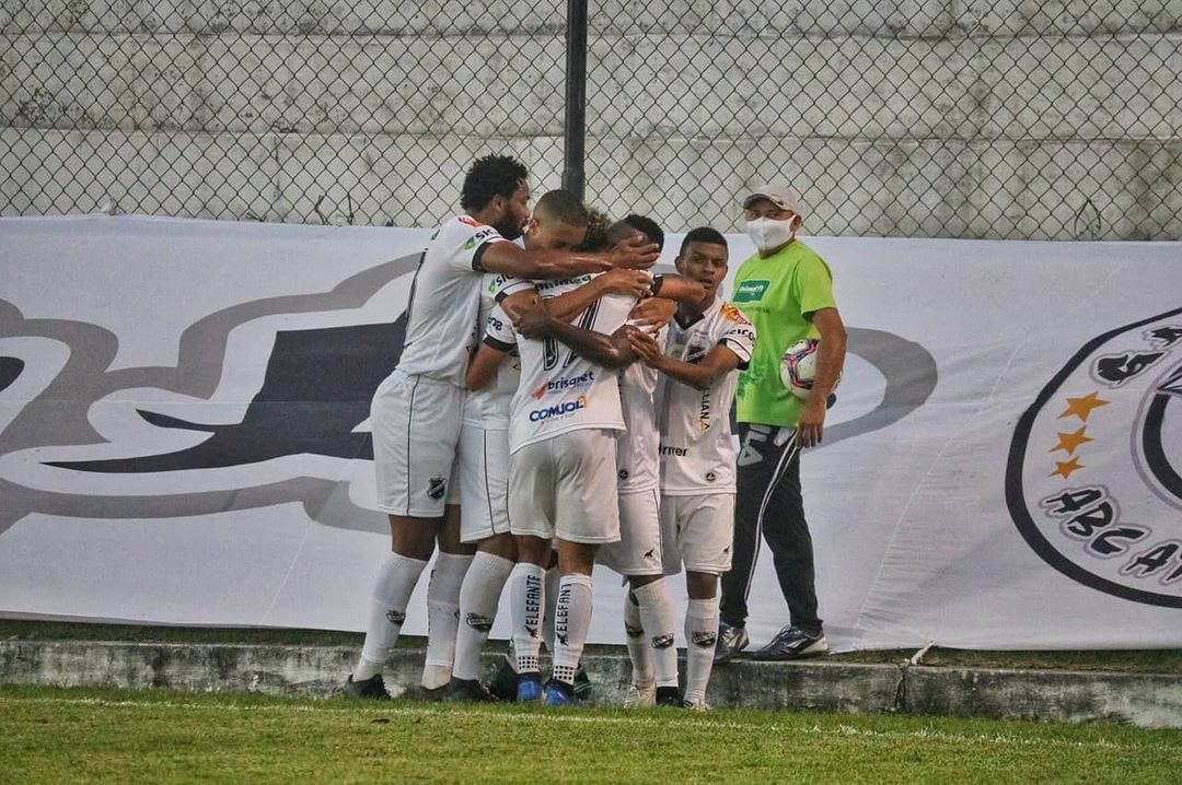 ABC-RN 2 x 0 Campinense-PB – Valderrama decide e Elefante vence mais uma!