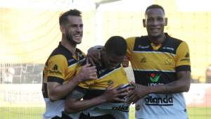 Criciúma-SC 1 x 0 Figueirense-SC - Tigre vence clássico, quebra tabu e assume liderança na Série C