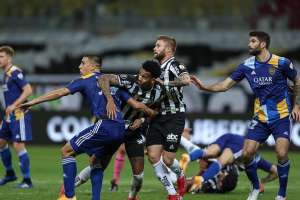 Em longa nota oficial, Atlético-MG cita BO e exige 'severa punição' ao Boca Juniors