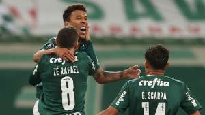 Marcos Rocha celebra 'liberdade no ataque' do Palmeiras após definir vitória