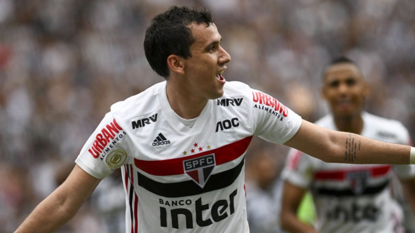 Clube do Brasileirão tem interesse em atacante do São Paulo