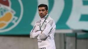Abel cita união do Palmeiras e usa Deyverson como exemplo de 'espírito coletivo'