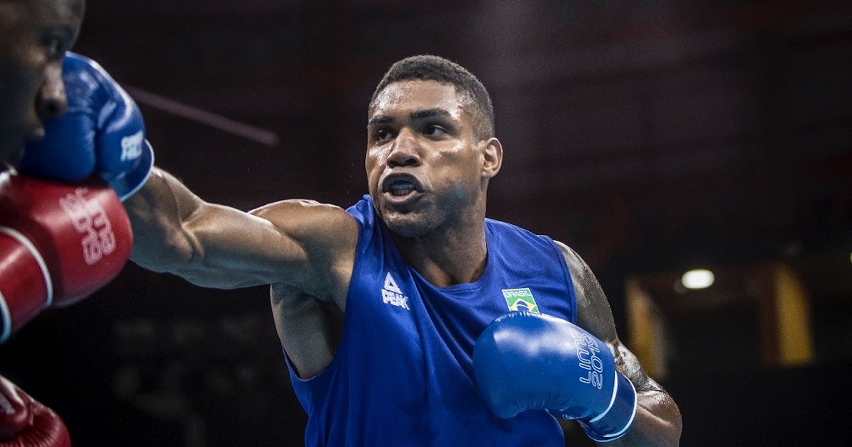 Olimpíadas: Abner Teixeira derrota jordaniano e garante o bronze no boxe dos Jogos de Tóquio