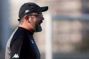 Série B: Enderson Moreira valoriza estreia com vitória: 'De pouco adiantaria jogar bem e não sair com o resultado'