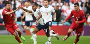 Eurocopa: Sterling defende a marcação do pênalti contra a Dinamarca: 'Foi claro'