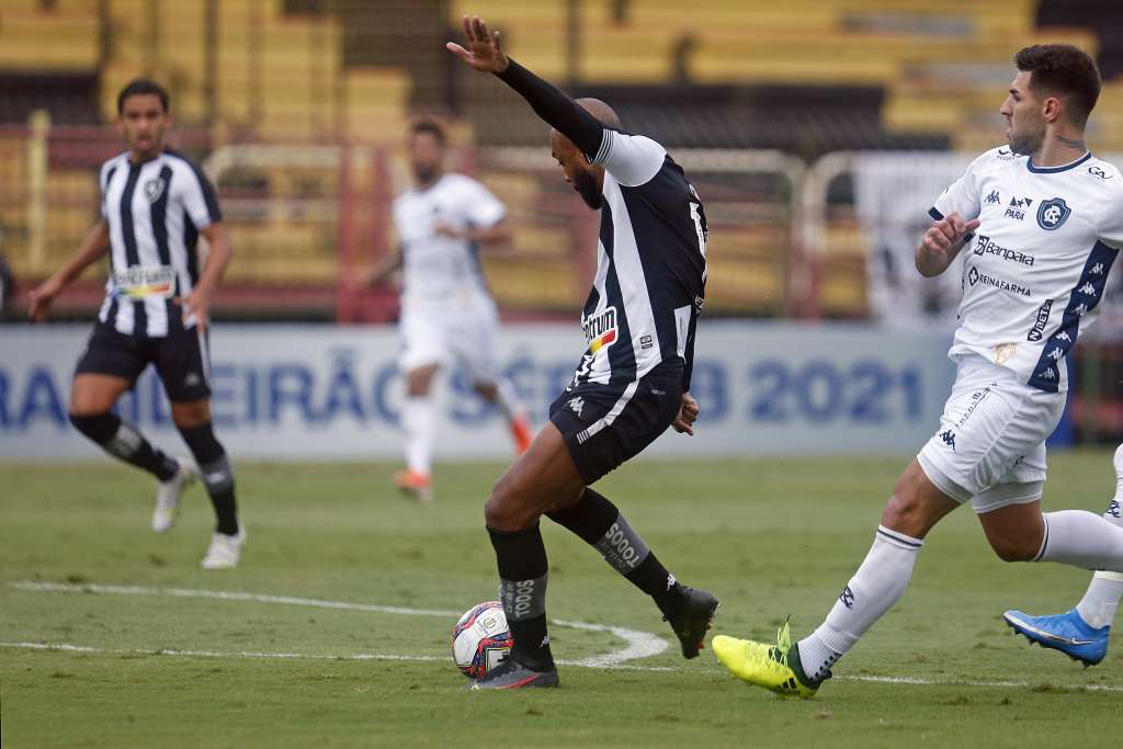 Botafogo x Cruzeiro – Camisas pesadas não assustam mais e grandes vivem turbulência na Série B!
