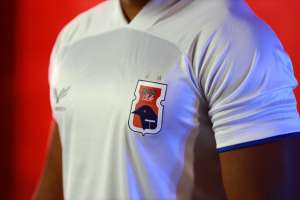 Série C: Ciúmes? Rival anuncia novo patrocínio máster, horas após o Coritiba fazer o mesmo