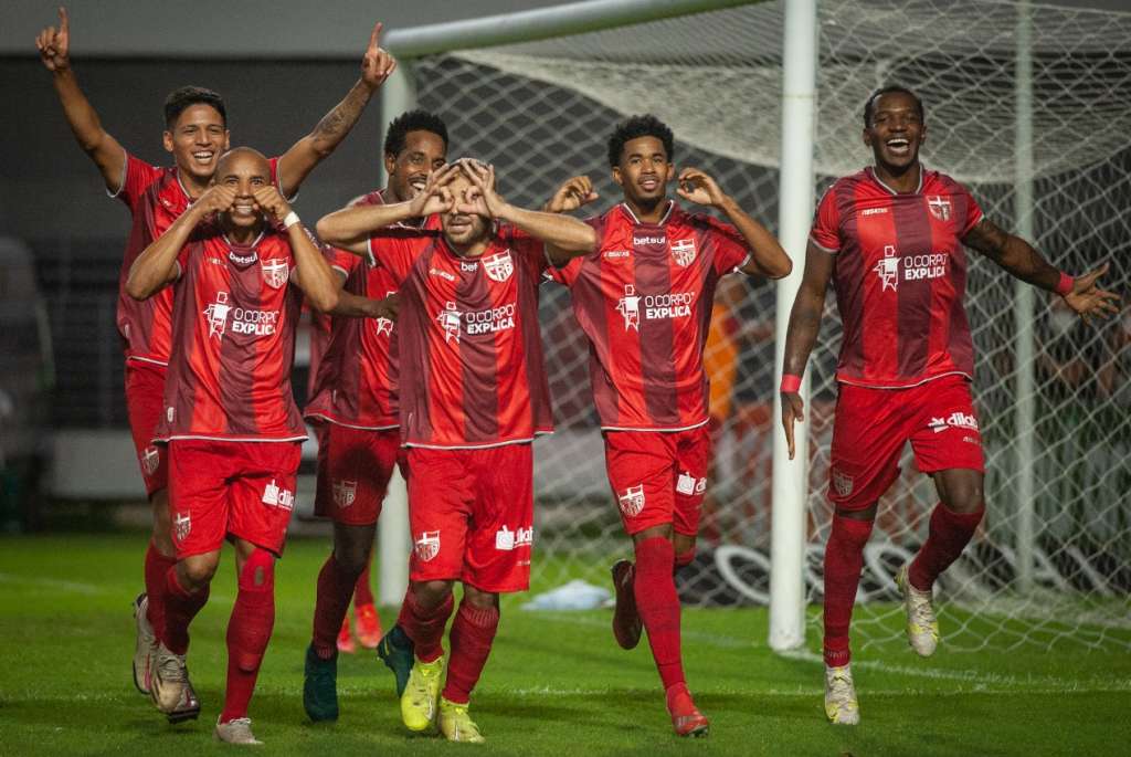 SÉRIE B: Em dia de empates, Sampaio Corrêa vence e entra no G4