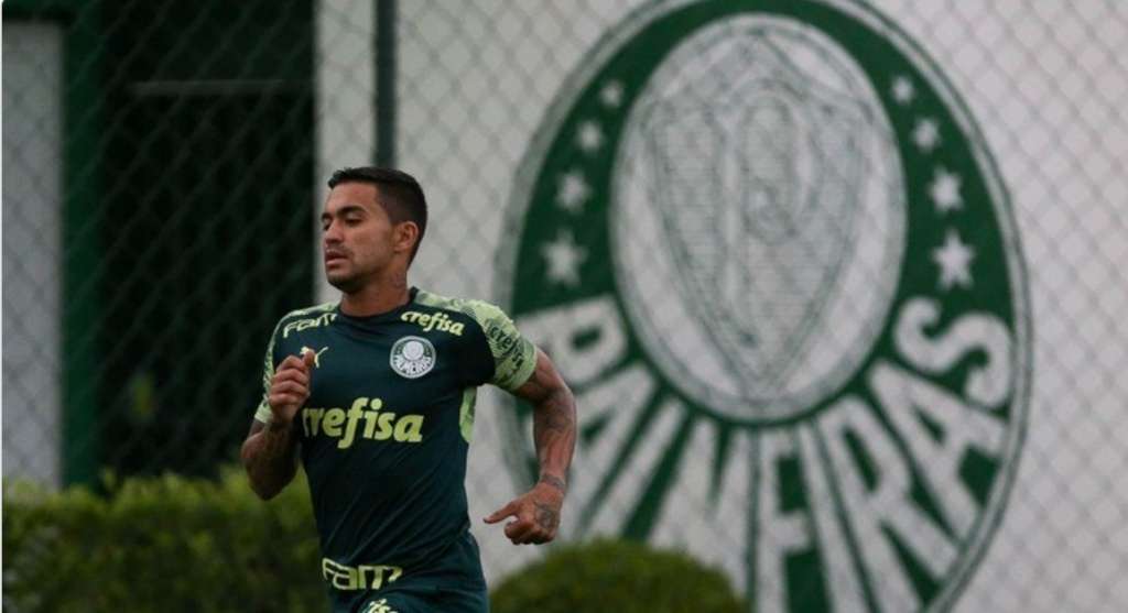 Dudu faz primeiro treino no Palmeiras, mas estreia será apenas em agosto