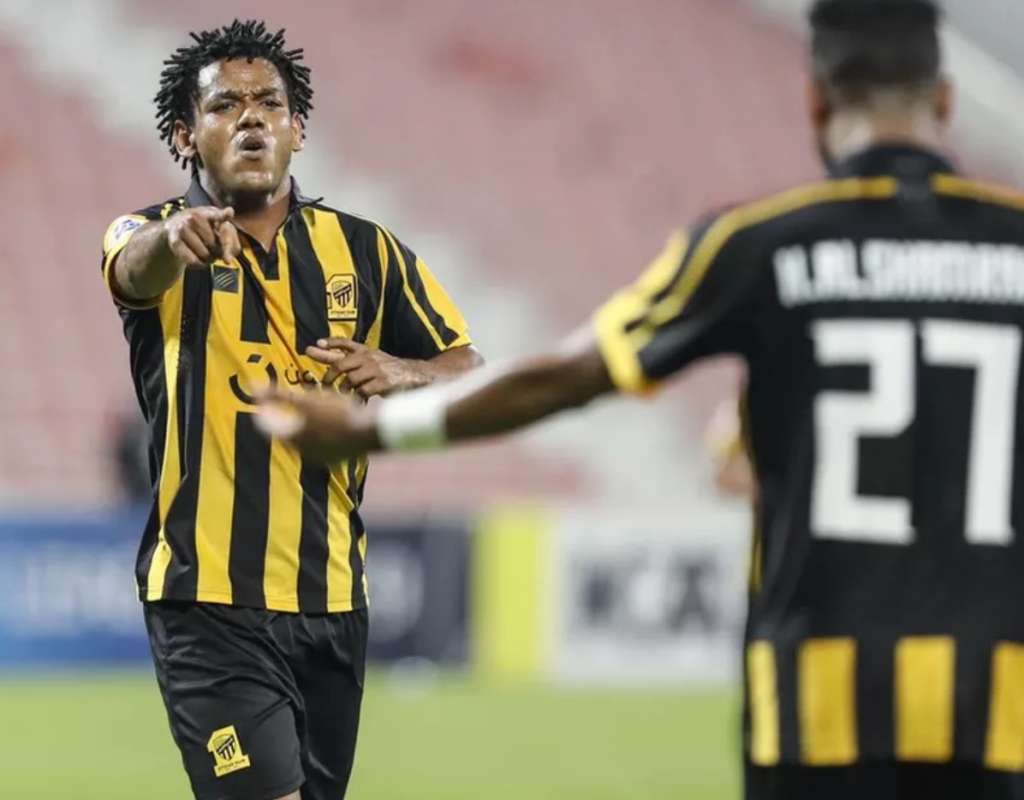 Al–Ittihad quita salários atrasados e ídolo do Corinthians não voltará ao Brasil tão cedo