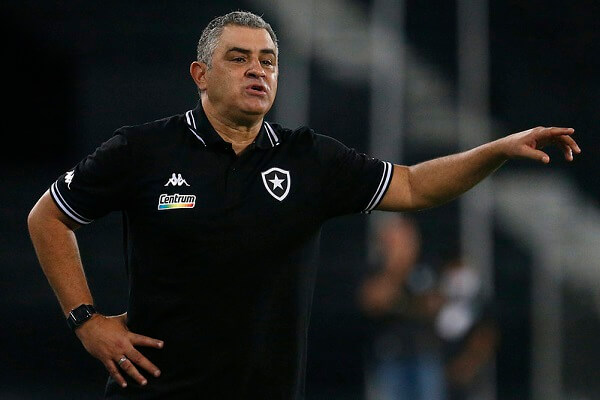 Série B: Diretoria do Botafogo se reúne e pode demitir treinador