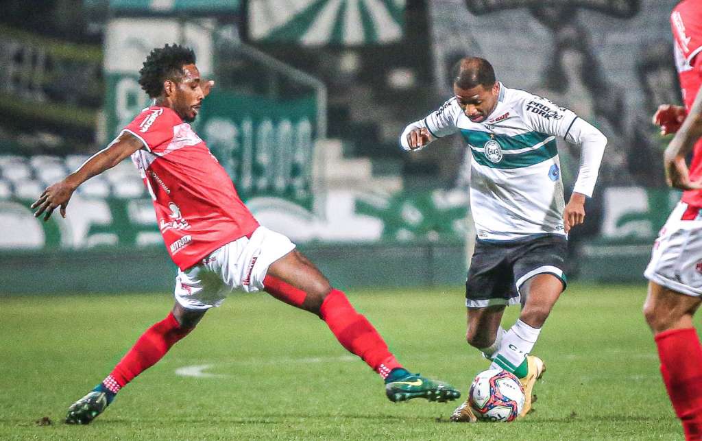 Coritiba 1 x 1 CRB – Expulsão dificulta e Coxa vê líder Náutico disparar na Série B