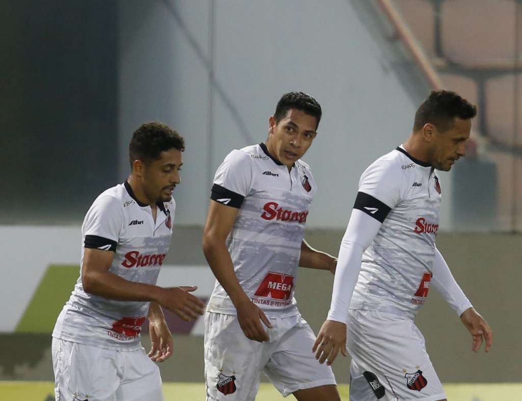 Oeste-SP 0 x 1 Ituano-SP – Galo engata 4ª vitória seguida e afunda Rubrão na lanterna da Série C