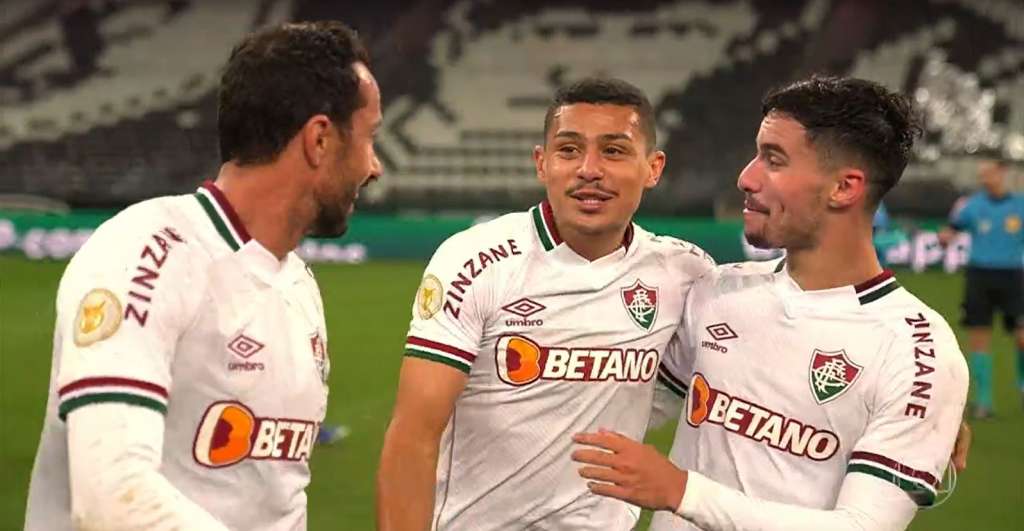 Iluminado, promessa do Fluminense comemora primeiro gol  justamente em um Fla-Flu: ‘Nunca vou esquecer’