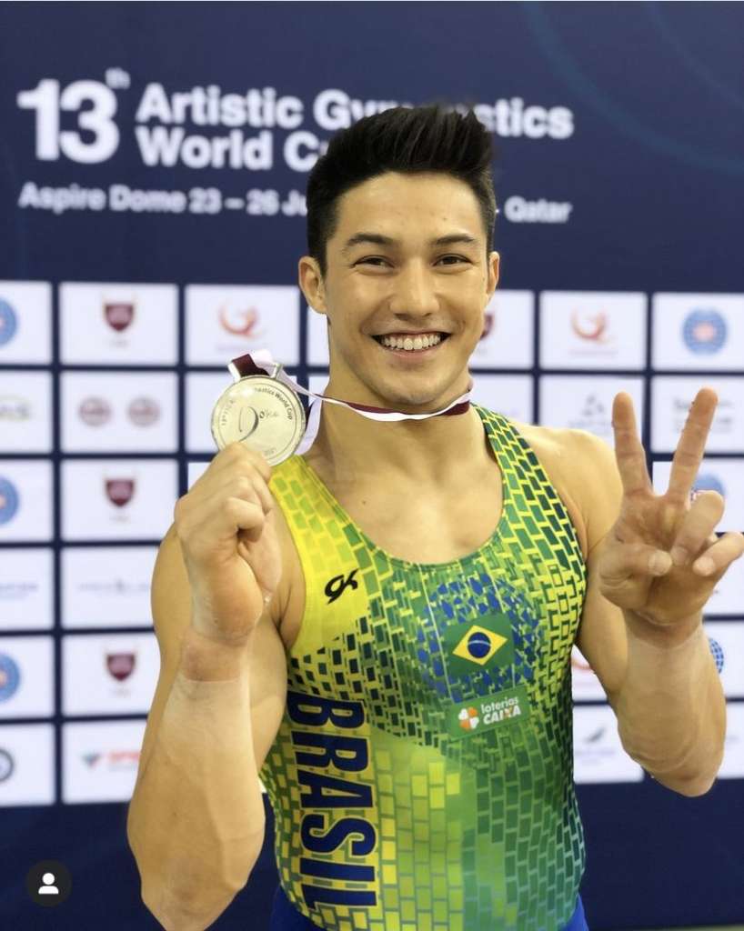 Olimpíada: Atacado nas redes, campeão mundial Arthur Nory vive entre amor e ódio em Tóquio