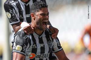 Seleção FI da 13ª rodada do Brasileirão com 'Incrível Hulk', uruguaio do CAP e técnico do Fortaleza
