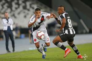 Após derrota, Vasco lamenta cochilo no início do clássico