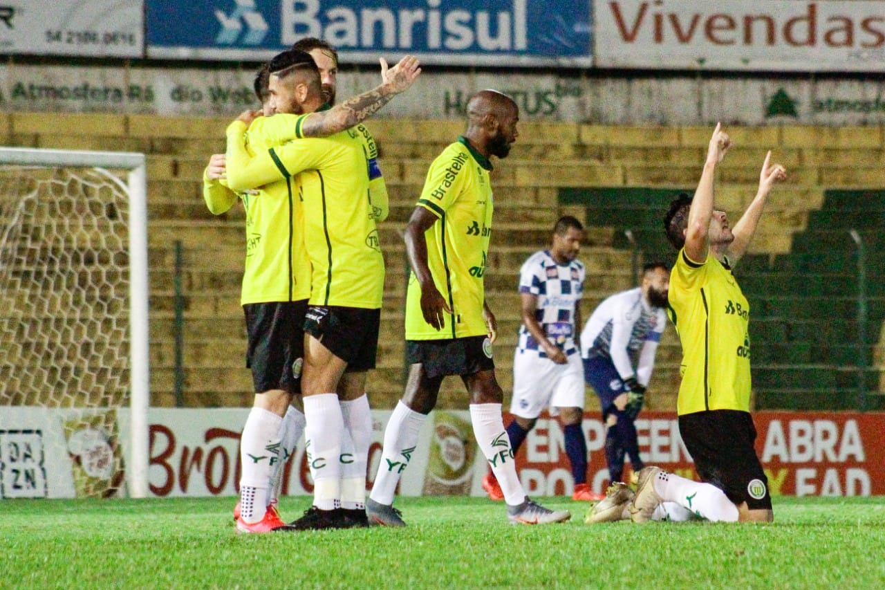 Ypiranga-RS x São José-RS – Em duelo gaúcho, Canarinho tenta a recuperação para manter a ponta da Série C