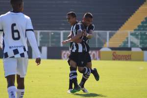 Figueirense-SC 2 x 0 São José-RS - Fim do jejum e mais próximo do G4 na Série C!