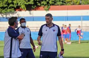 Atrás da reabilitação no Brasileirão, Fortaleza ganha retorno de zagueiro