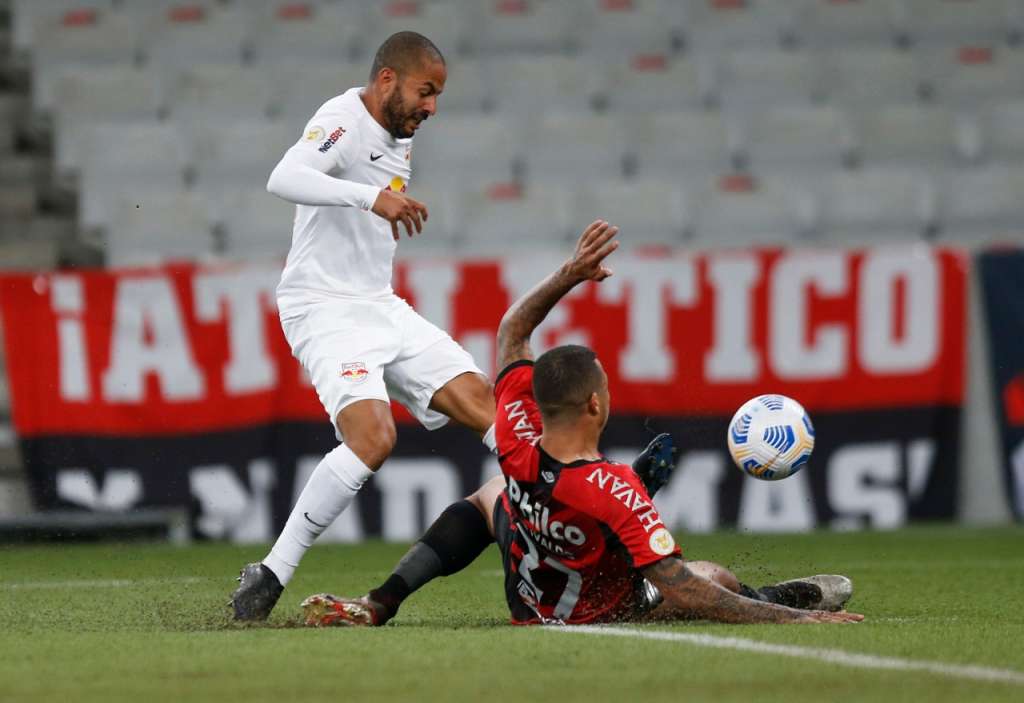 Athletico-PR 2 x 2 Red Bull Bragantino – Equilíbrio e empate justo na Arena da Baixada