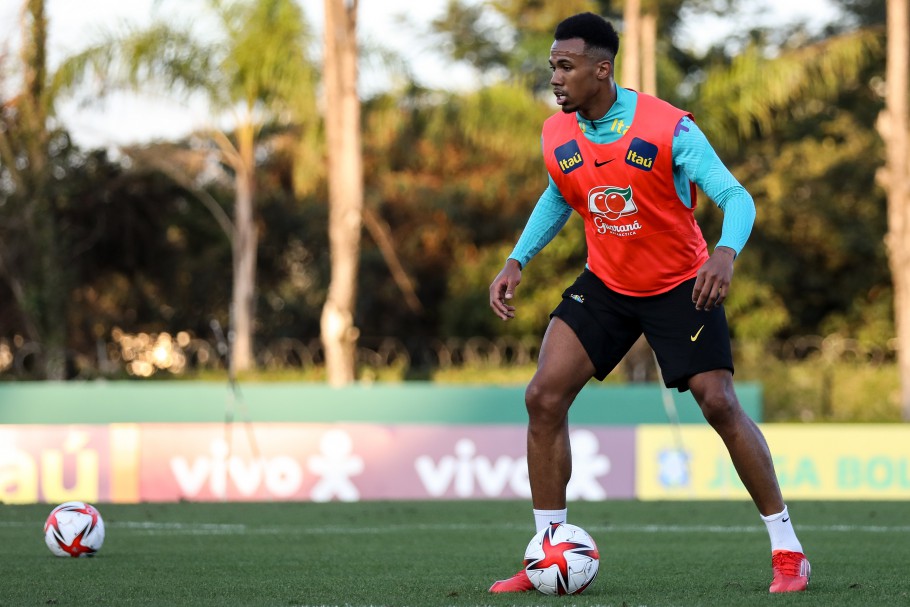 Gabriel Magalhães sofre lesão no joelho e é cortado da seleção olímpica