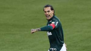 Gómez e Viña retornam e Dudu participa de 1º treino com o elenco do Palmeiras