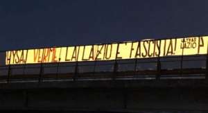 Italiano: Reforço da Lazio, lateral canta 'Bella Ciao' e irrita fascistas do time