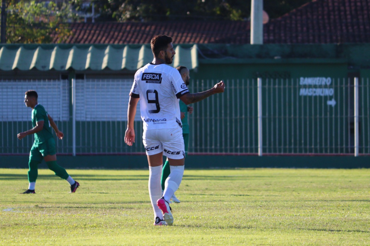 Boavista-RJ 0 x 1 Inter de Limeira-SP – Time de ex-Corinthians desencanta e cola no G4!