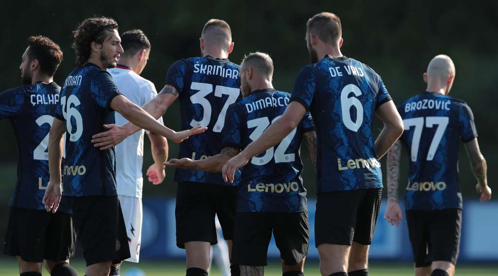 AMISTOSOS: Campeã italiana, Internazionale goleia o Crotone por 6 a 0 com show de Çalhanoglu