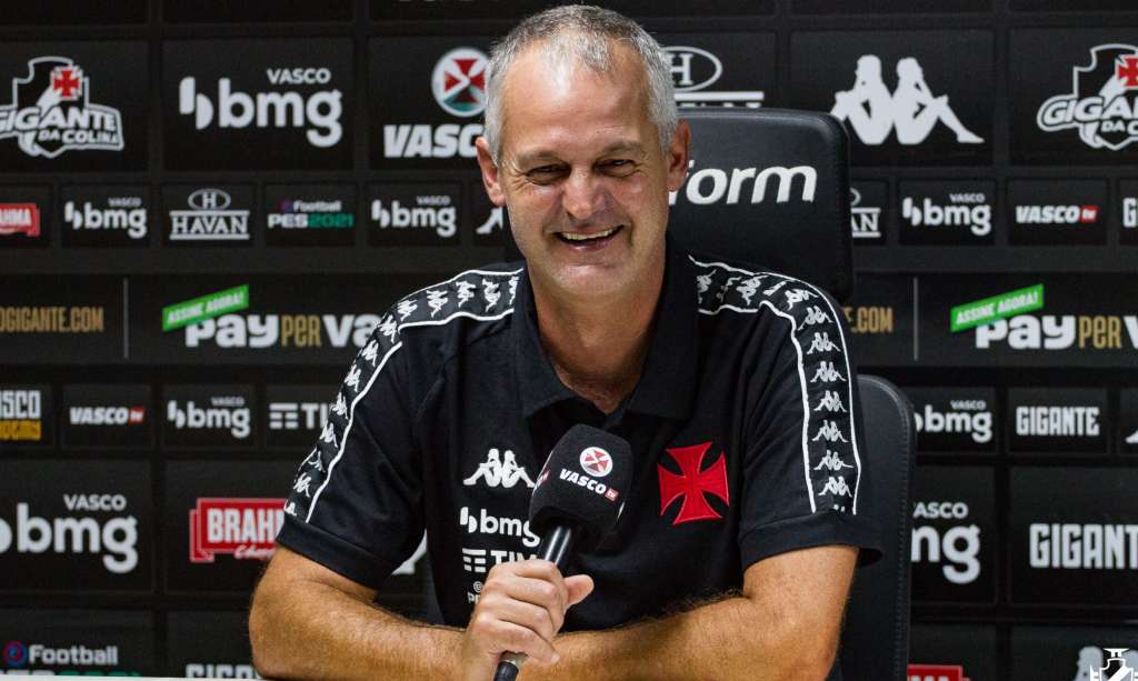 Seleção FI da Série B com Lisca e um time de goleadores