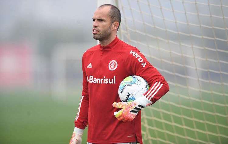 Time europeu pode tirar Marcelo Lomba do Internacional