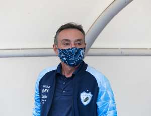 Após nova derrota, vice-lanterna da Série B anuncia saída de técnico