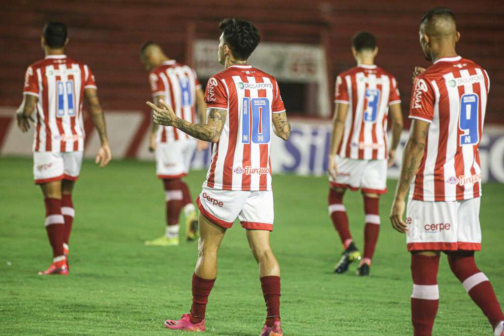 SÉRIE B: Náutico tenta aumentar a vantagem na ponta; Vasco e Bota estrearão técnicos