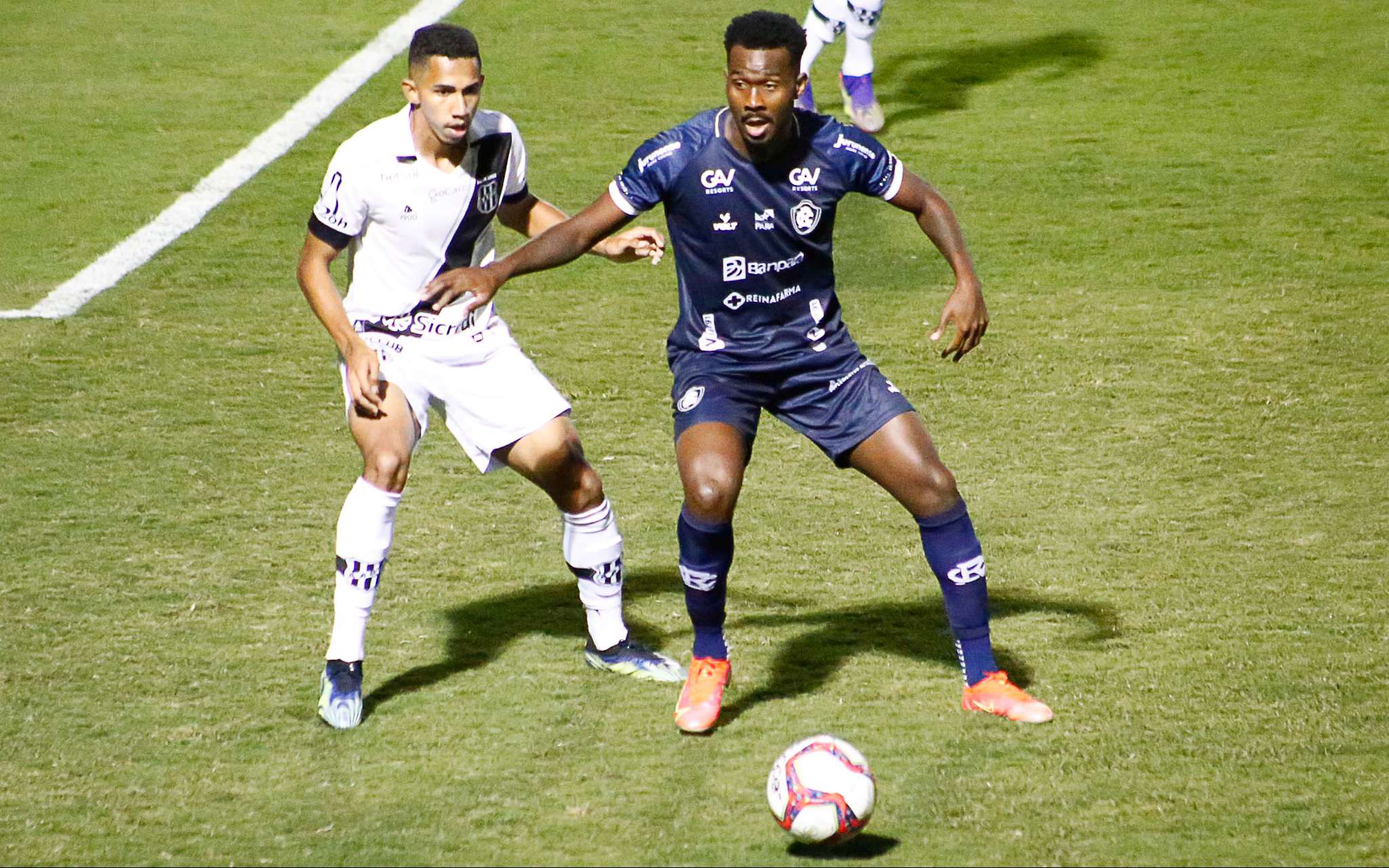 Ponte Preta ou Vitória podem se afundar na crise e Guarani vence outra?