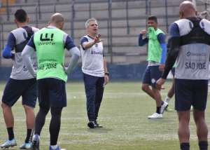 Série C: Técnico interino do São José-RS enfatiza: 'Precisamos do resultado'