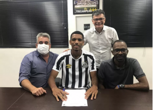 Santos anuncia contratação de zagueiro de apenas 19 anos