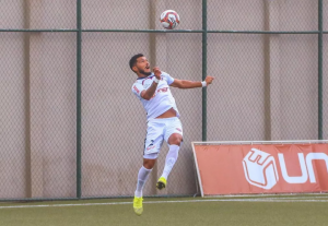 Série C: Altos segue rotina e anuncia zagueiro que foi eleito o melhor do Baiano