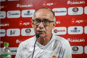 Mesmo no G4, técnico pede demissão de time da Série D por 'problemas pessoais'